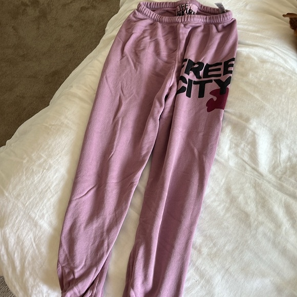 FREE CITY Superfluff Lux OG Sweatpants - Picture 4 of 7
